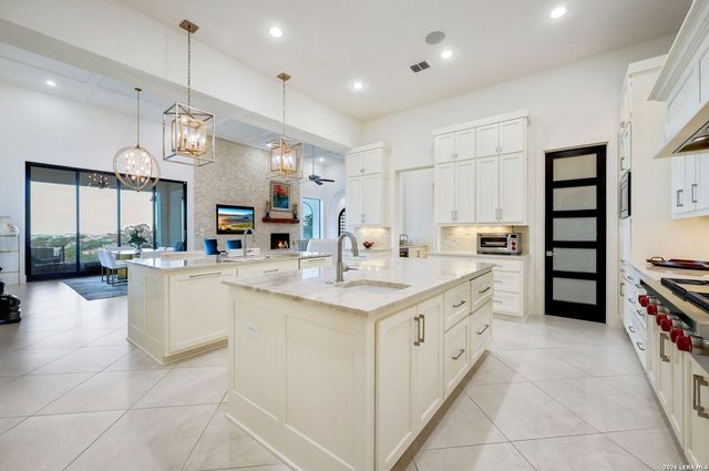 23510 Avila Ridge, San Antonio, TX 78255