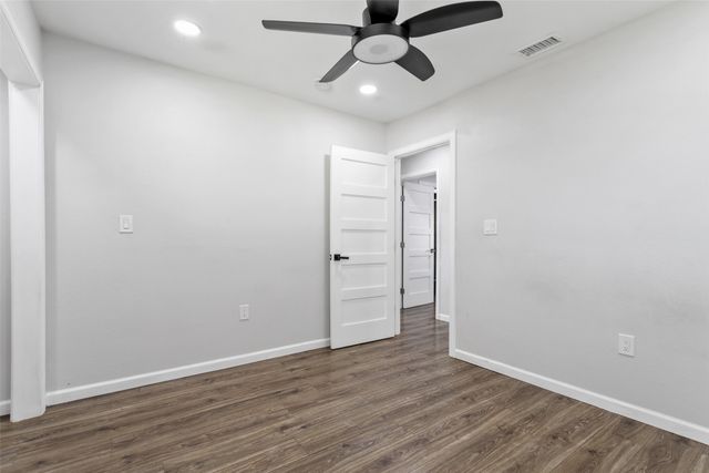 2023 Deerfield Drive, Carrollton, TX 75007