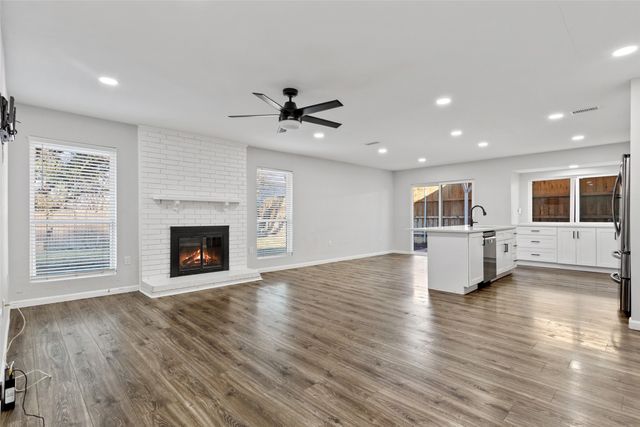 2023 Deerfield Drive, Carrollton, TX 75007