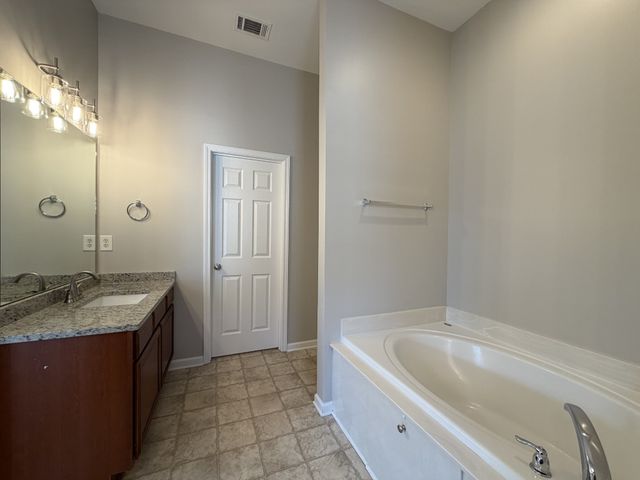 3010 Feradach Ln, Spring Hill, TN 37174