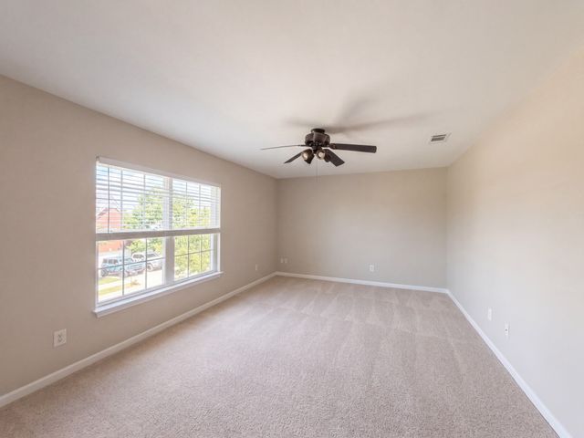 3010 Feradach Ln, Spring Hill, TN 37174