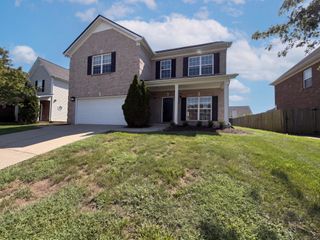 3010 Feradach Ln, Spring Hill, TN 37174