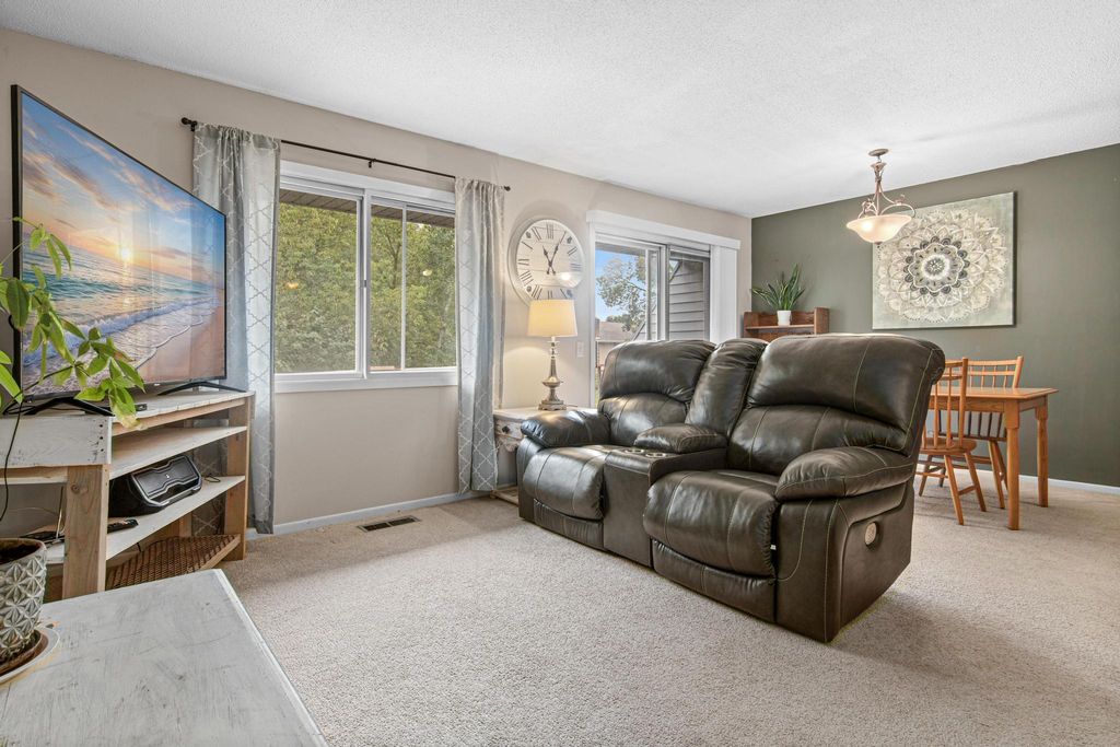 1718 Woodgate Lane, Eagan, MN 55122 — photo 3