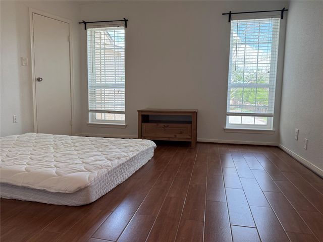 7575 Cambridge Street 2204, Houston, TX 77054