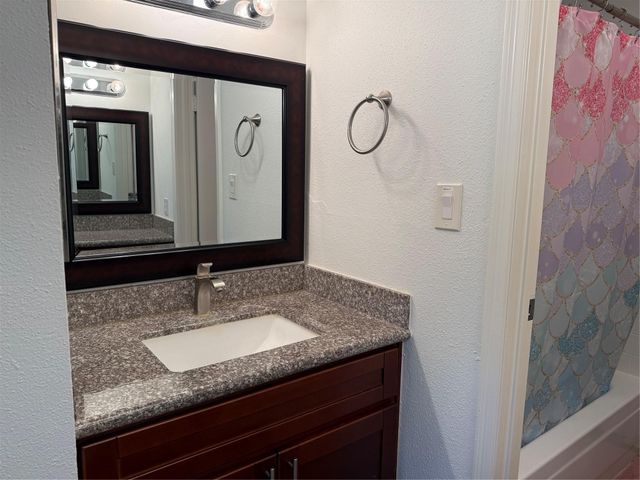 7575 Cambridge Street 2204, Houston, TX 77054