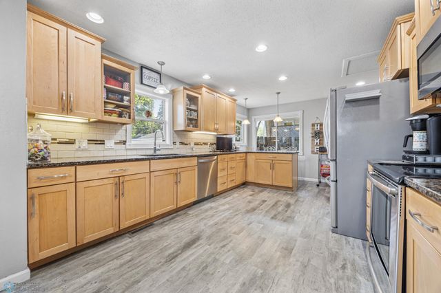 1209 4th Street N, Fargo, ND 58102