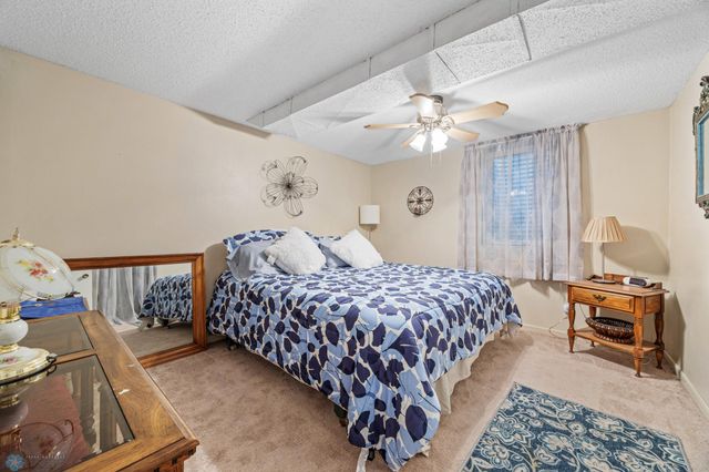 1209 4th Street N, Fargo, ND 58102