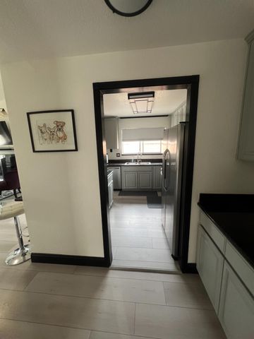 365 Diane Ct, Manteca, CA 95336