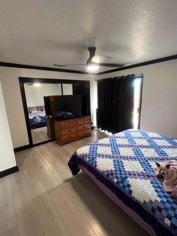 365 Diane Ct, Manteca, CA 95336