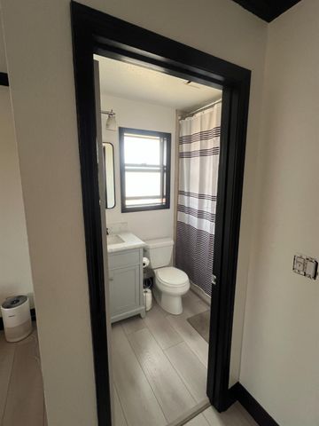 365 Diane Ct, Manteca, CA 95336