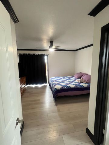 365 Diane Ct, Manteca, CA 95336