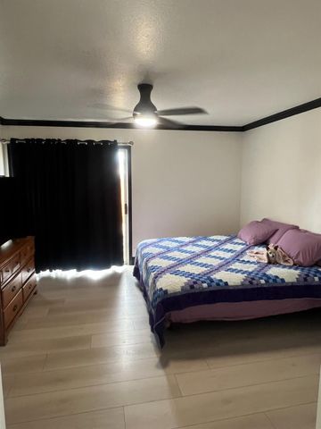 365 Diane Ct, Manteca, CA 95336