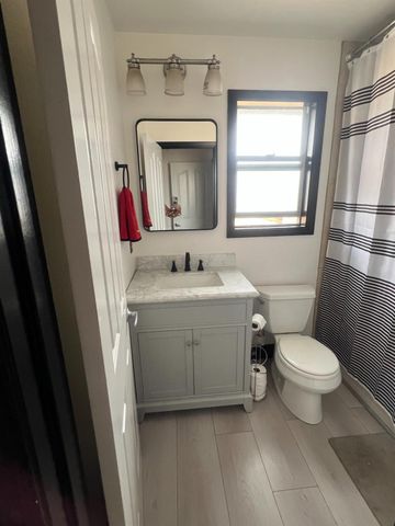 365 Diane Ct, Manteca, CA 95336