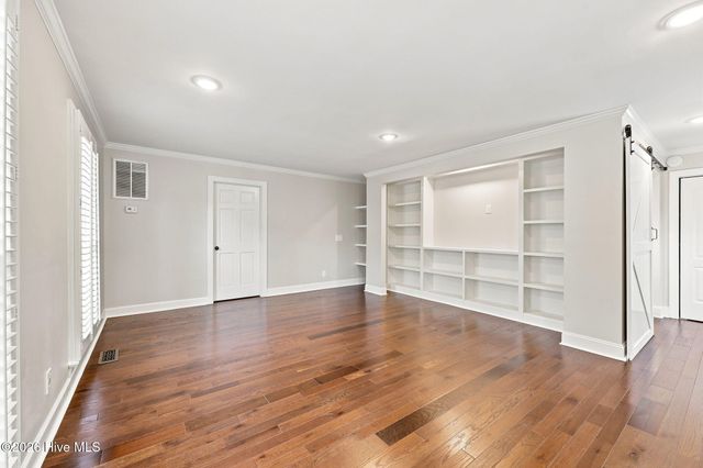 402 Wesley Road, Greenville, NC 27858