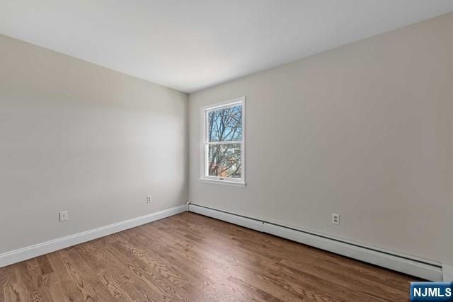37-2 Smith Street 37-2, Waldwick, NJ 07463