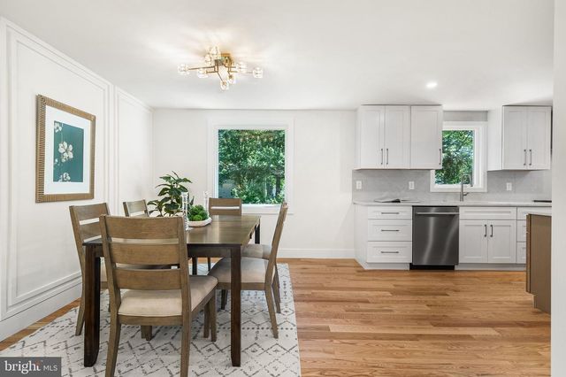 2851 EDGELEA RD, Vienna, VA 22181