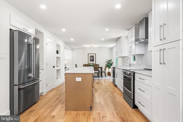 2851 EDGELEA RD, Vienna, VA 22181