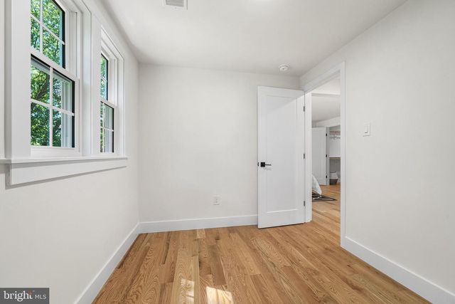 2851 EDGELEA RD, Vienna, VA 22181