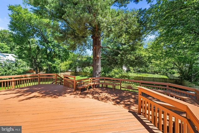 2851 EDGELEA RD, Vienna, VA 22181