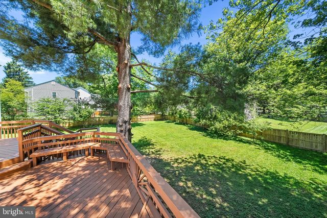 2851 EDGELEA RD, Vienna, VA 22181