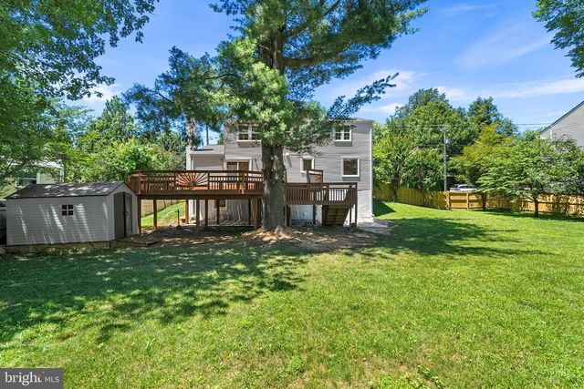2851 EDGELEA RD, Vienna, VA 22181