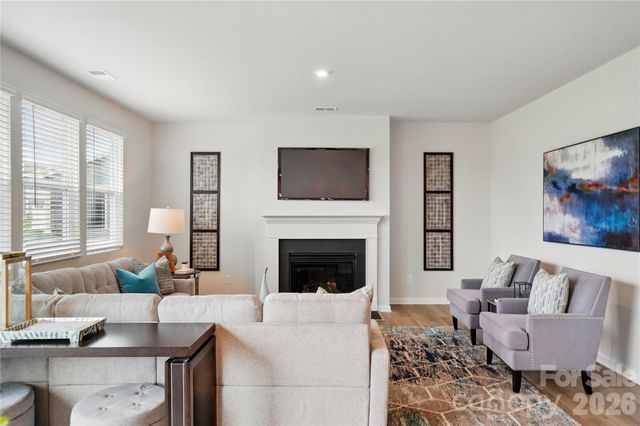 2718 Phoenix Court, Gastonia, NC 28052