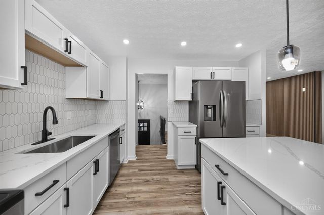 12080 Greystone Court, Springfield Twp., OH 45240