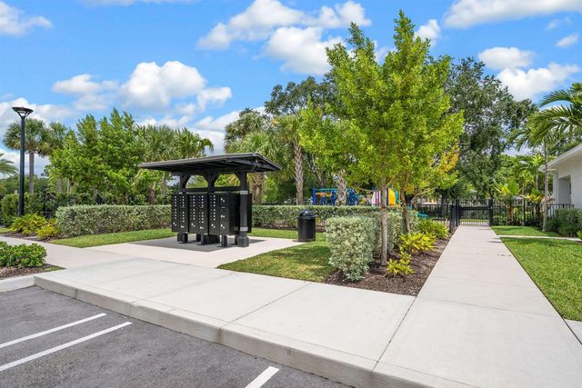 4588 Matilda Court, Delray Beach, FL 33445