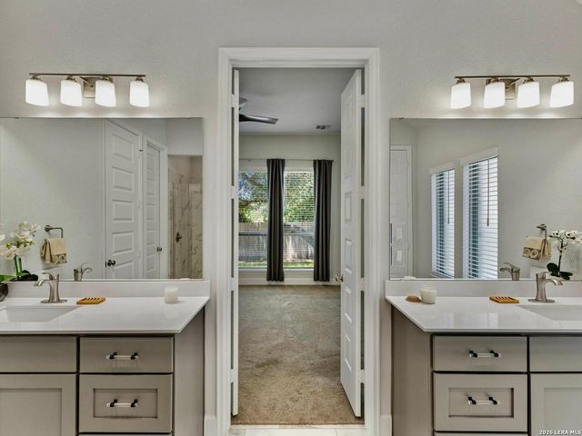 2043 Dalhart, San Antonio, TX 78253