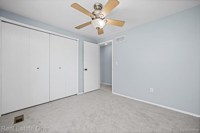 35367 Tall Oaks Drive, Sterling Heights, MI 48312