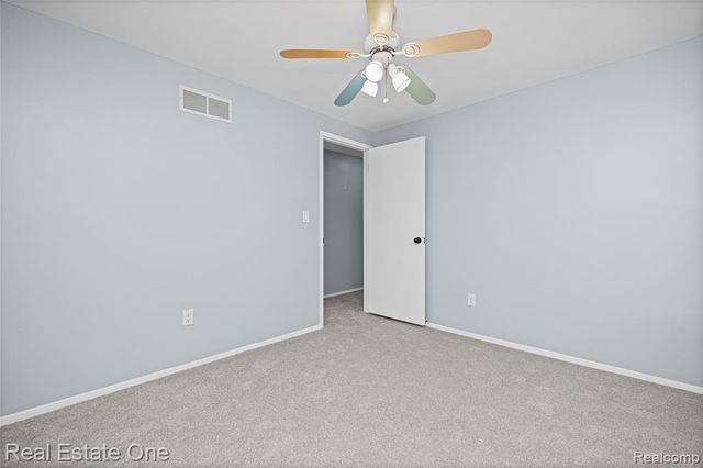 35367 Tall Oaks Drive, Sterling Heights, MI 48312