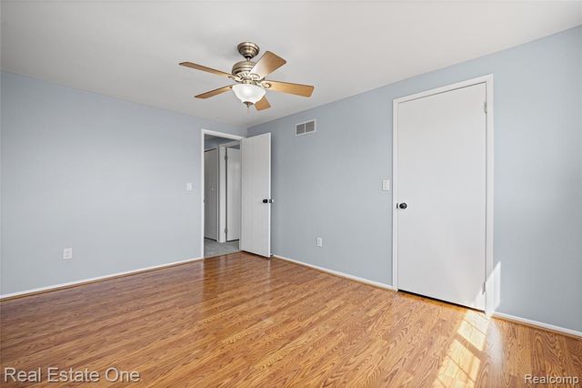 35367 Tall Oaks Drive, Sterling Heights, MI 48312