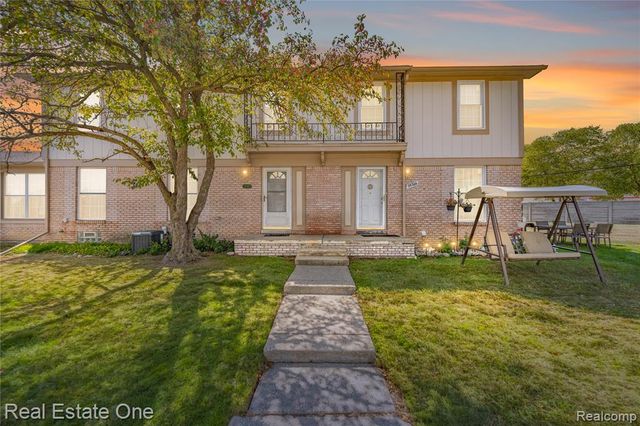 35367 Tall Oaks Drive, Sterling Heights, MI 48312
