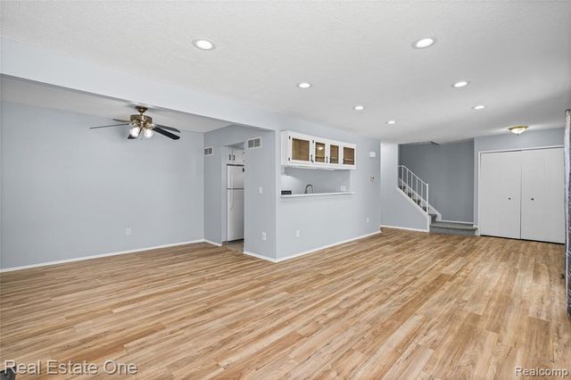 35367 Tall Oaks Drive, Sterling Heights, MI 48312