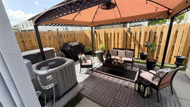 7357 NW 174th Terrace 108, Hialeah, FL 33015