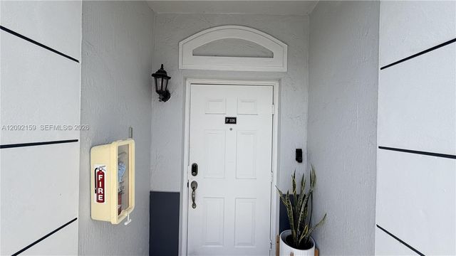 7357 NW 174th Terrace 108, Hialeah, FL 33015