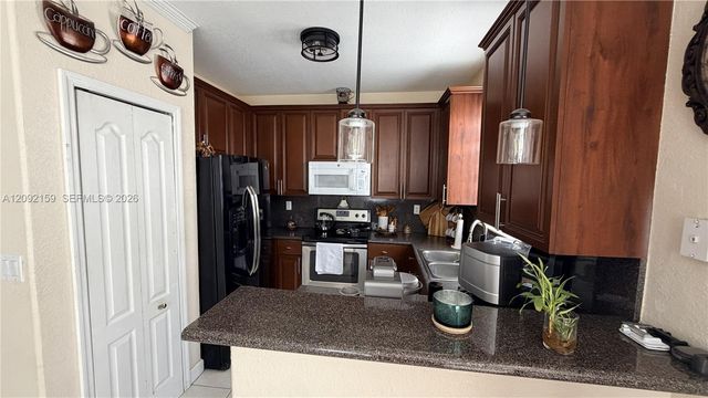 7357 NW 174th Terrace 108, Hialeah, FL 33015