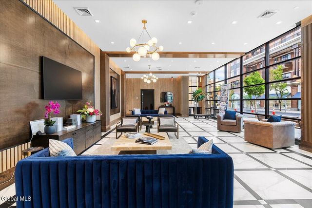 19 Washington Street 565, Saratoga Springs, Inside, NY 12866