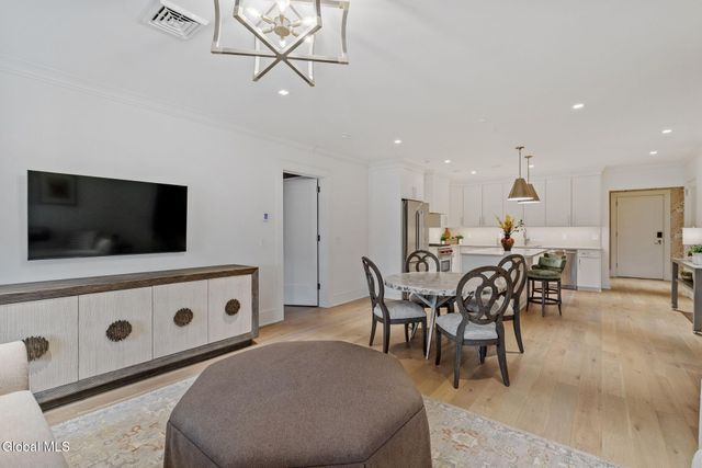 19 Washington Street 565, Saratoga Springs, Inside, NY 12866