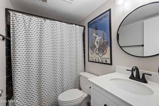 520 E WATSON Drive, Tempe, AZ 85283