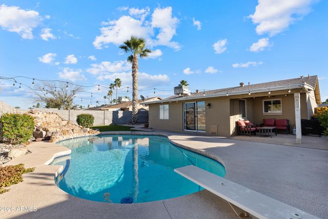 520 E WATSON Drive, Tempe, AZ 85283