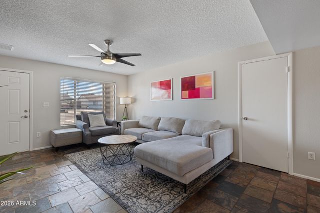 520 E WATSON Drive, Tempe, AZ 85283