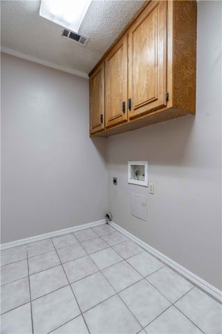 850 S Chateau Drive, Rogers, AR 72758