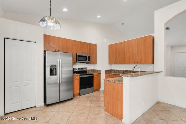 5961 Spanish River Road, Fort Pierce, FL 34951