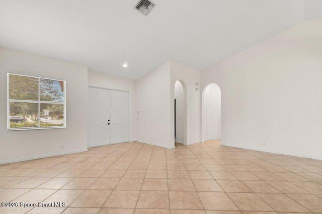 5961 Spanish River Road, Fort Pierce, FL 34951