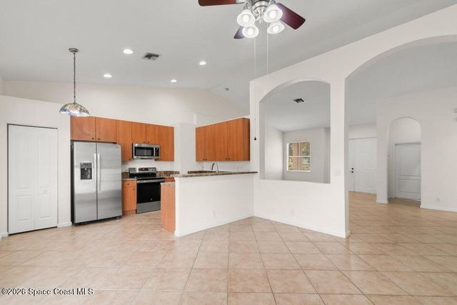 5961 Spanish River Road, Fort Pierce, FL 34951