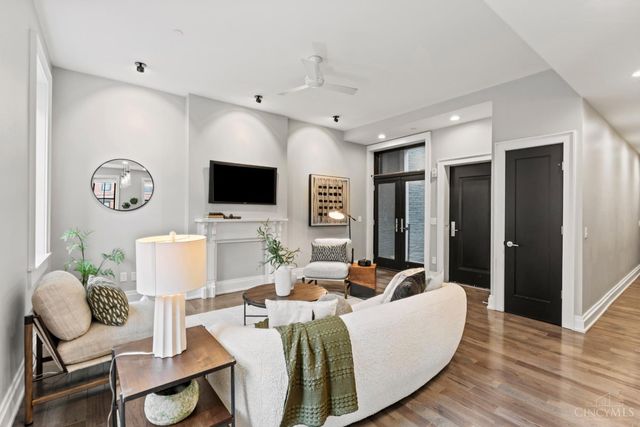 1432 Elm Street, Cincinnati, OH 45202