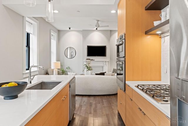 1432 Elm Street, Cincinnati, OH 45202