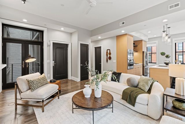 1432 Elm Street, Cincinnati, OH 45202