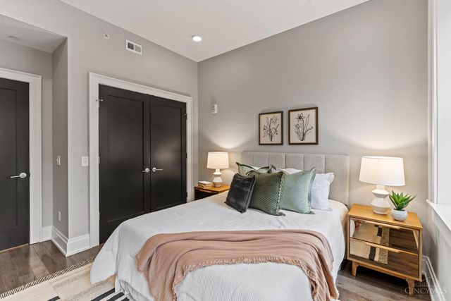 1432 Elm Street, Cincinnati, OH 45202